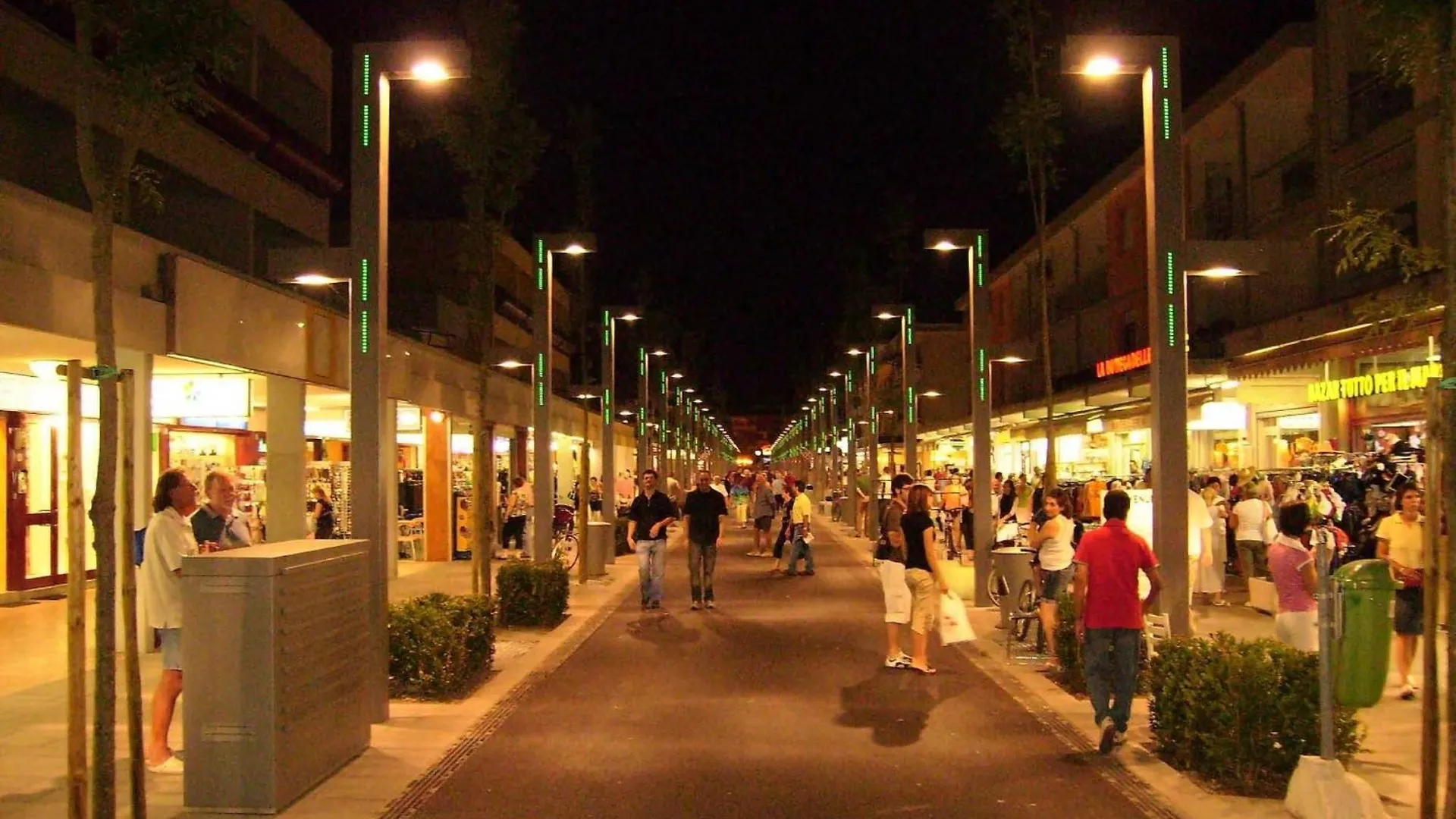 Magnificent Apartment Near The Sea - Beach Place Included By Beahost Rentals Bibione